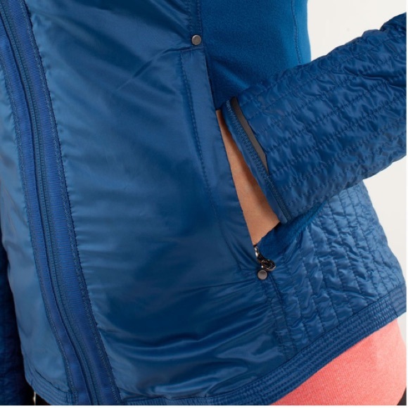 Lululemon Bundle Up Jacket - Picture 13 of 16